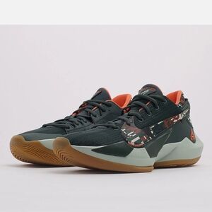 SALE NIKE ZOOM FREAK 2 VINTAGE GREEN PISTACHIO FROST